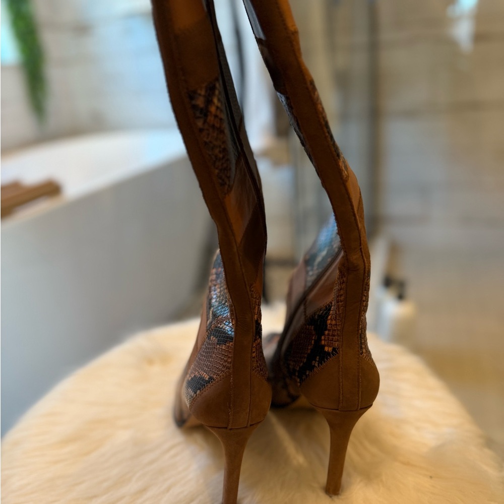 Snakeskin Pattern Boots - Picture 2 of 4